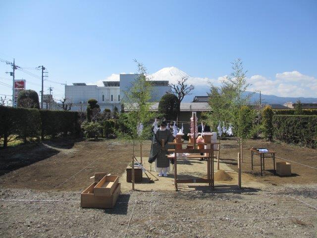 富士河口湖町の住宅～基礎・1階床～